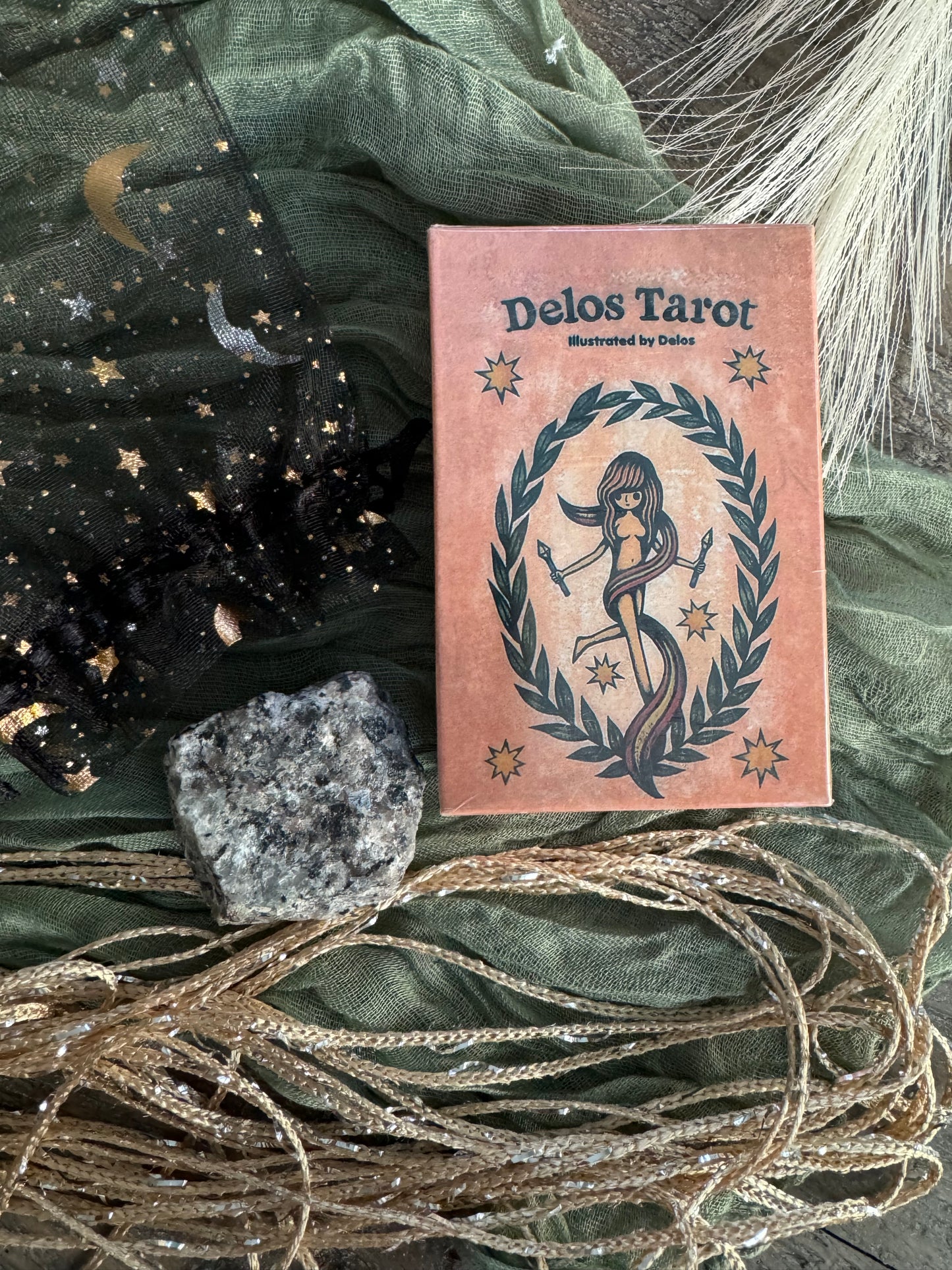 Delos Tarot Cards with Raw Yooperlite