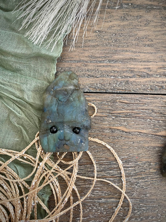 Labradorite Leo Flashy Crystal Creature