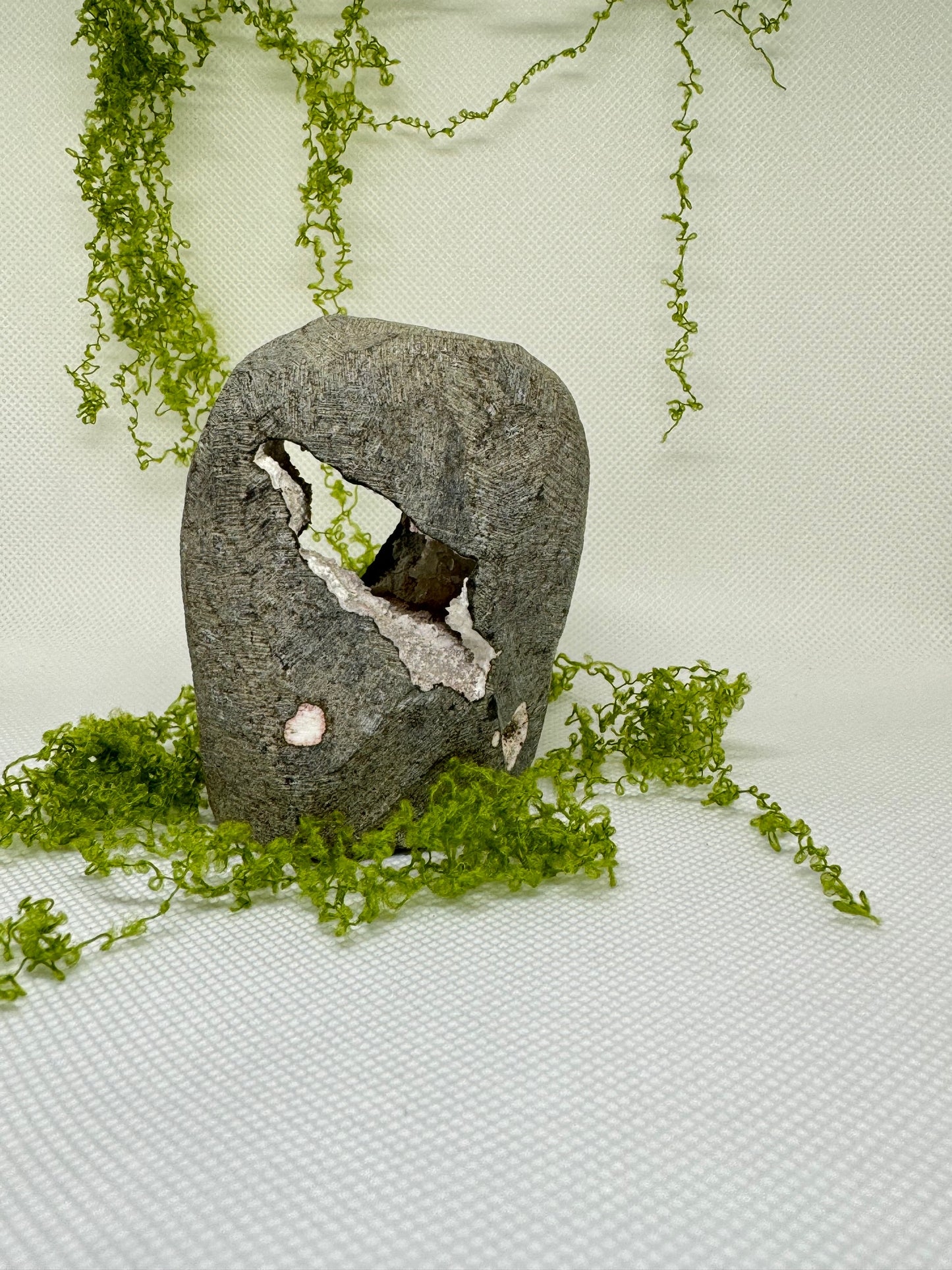 Fred’s Zeolite Crystal Cave