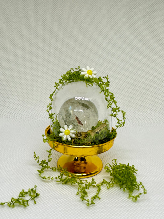 Enchanted Crystal Sweets:High Quality Clear Quartz with Garden Mini Cake Stand