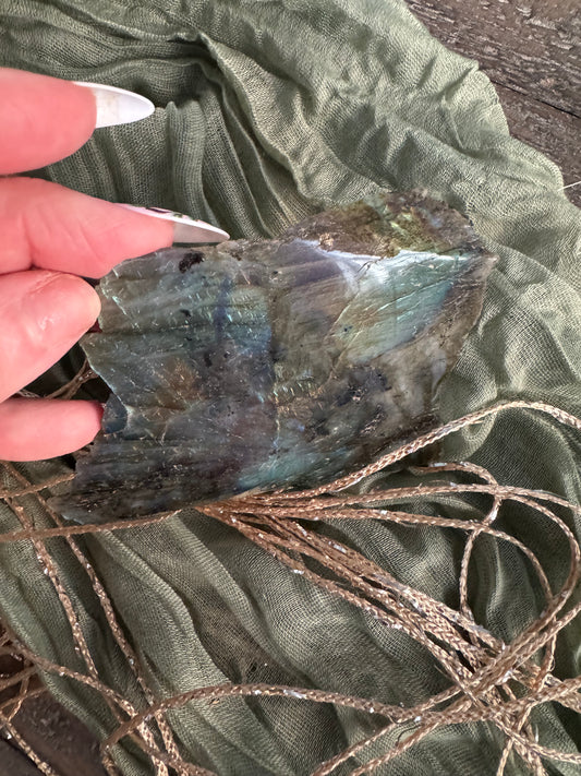 Raw Labradorite Chunk -Flashy