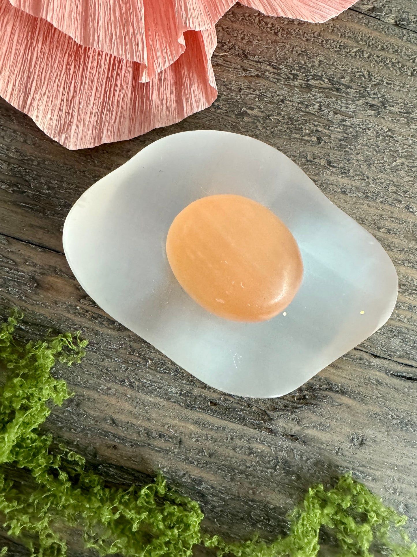 Satin Spar Dippy Egg